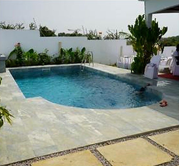 La piscine du Jardin de Lagune & Saveur